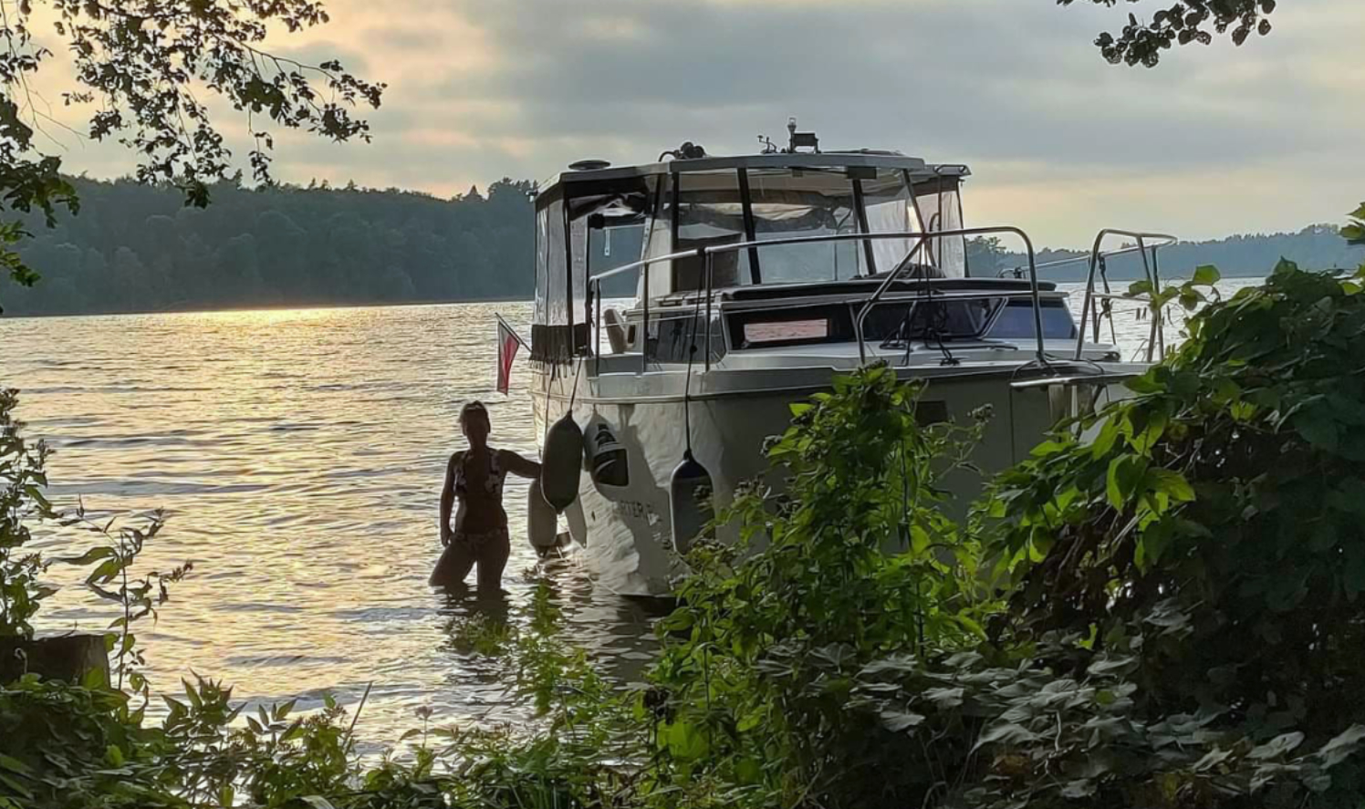 Elvis zdjęcie Aquaczarter czarter pętlą żuławską