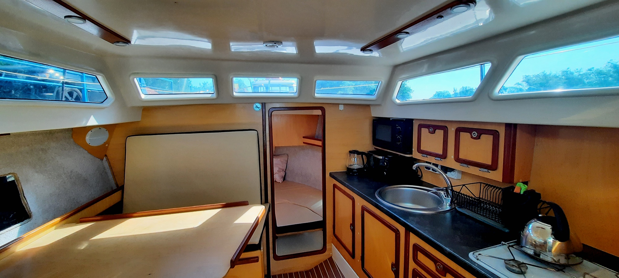 Wnętrze Elvis Calipso 750